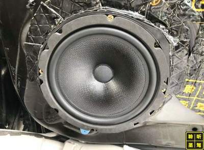 傳祺GS8無損汽車音響改裝方案--深圳聆聽圣駕車載音響改裝作業(yè)